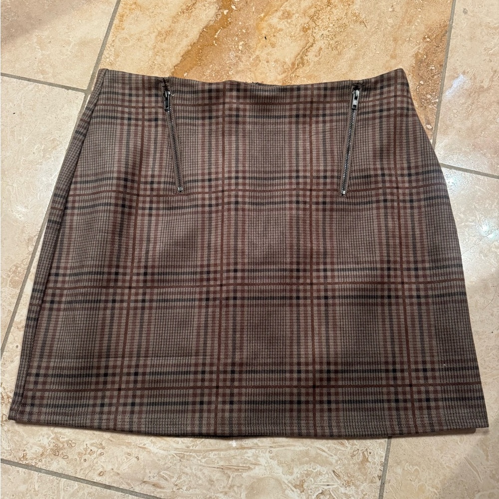 Le Lis Plaid Brown Mini Skirt